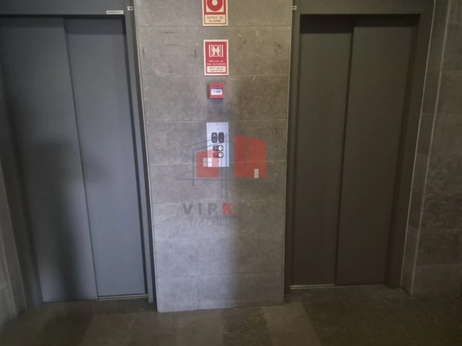 Apartamento T2 para Venda em Vila Franca de Xira Foto 4