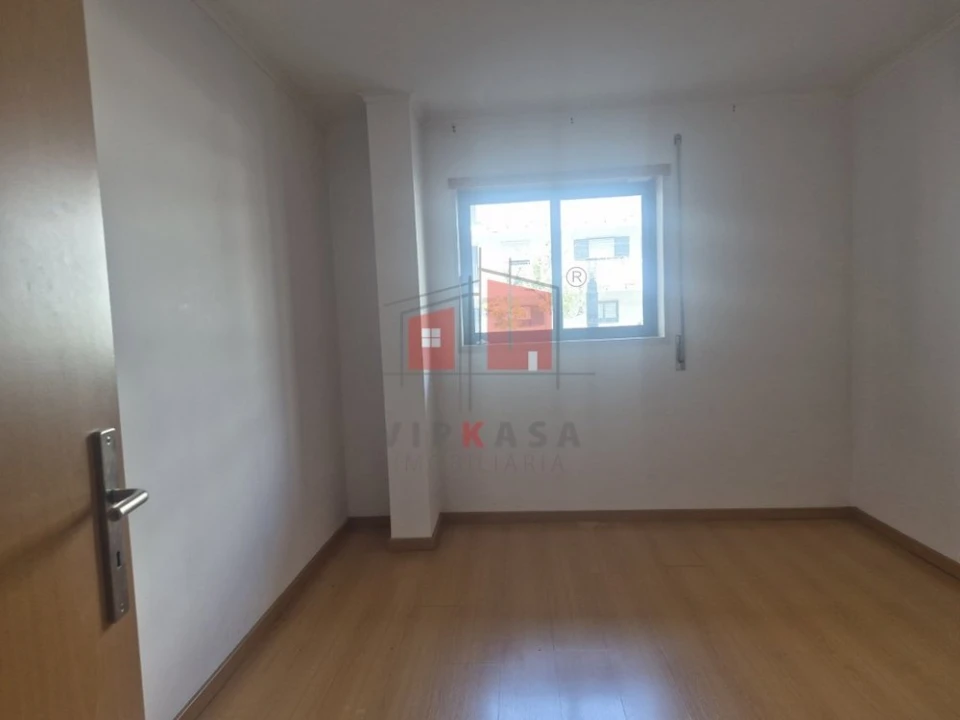 Apartamento T2 para Venda em Santa Clara Foto 12