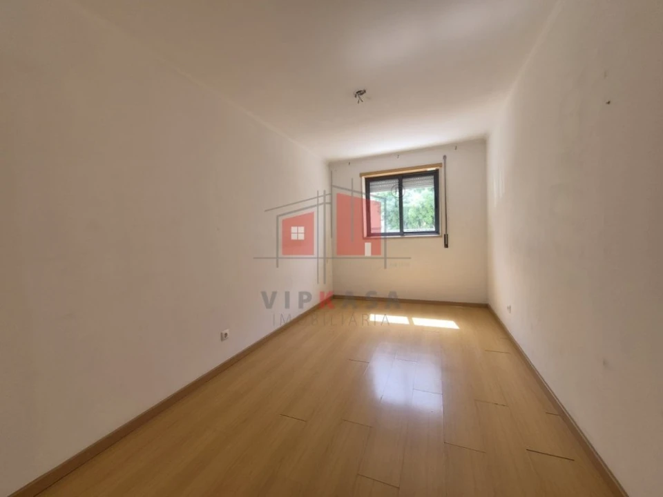 Apartamento T2 para Venda em Santa Clara Foto 17