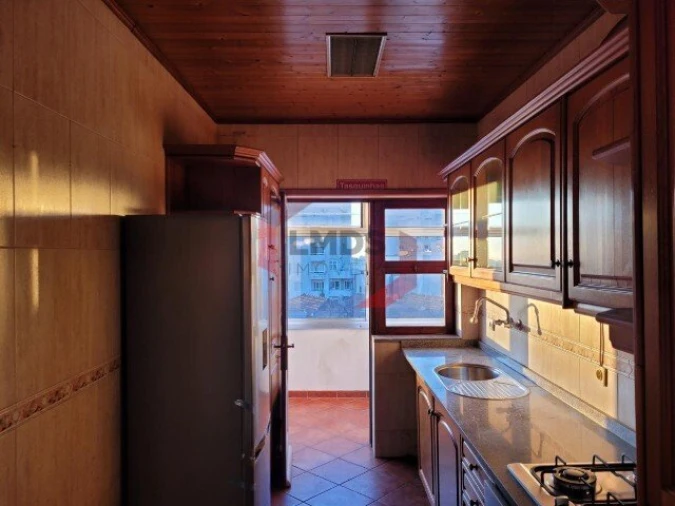 Apartamento T2 para Venda em Cedofeita, Santo Ildefonso, Sé, Miragaia, São Nicolau e Vitória Foto 4