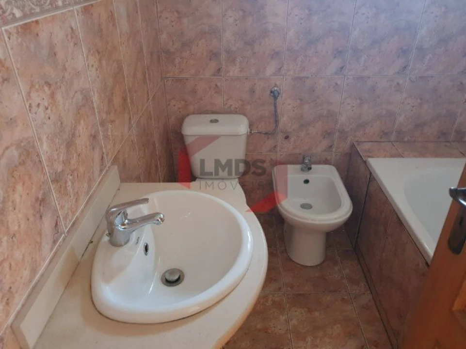 Apartamento T2 para Venda em Cedofeita, Santo Ildefonso, Sé, Miragaia, São Nicolau e Vitória Foto 12