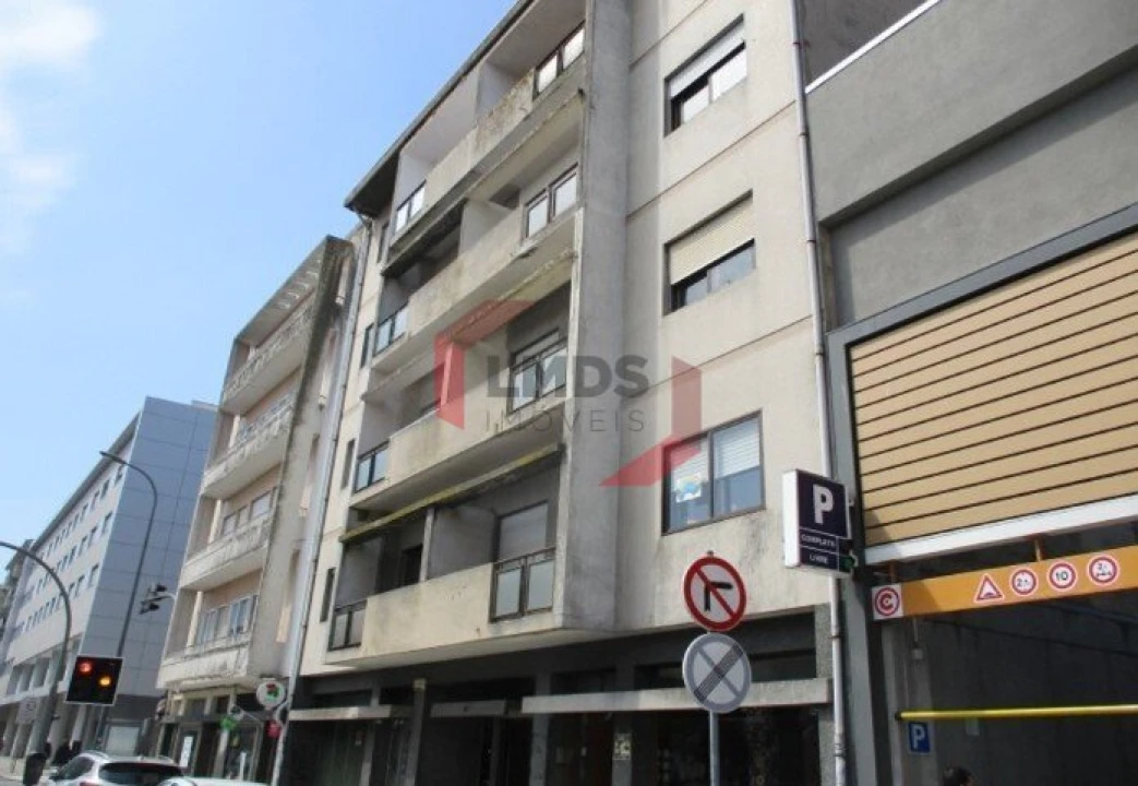 Apartamento T2 para Venda em Cedofeita, Santo Ildefonso, Sé, Miragaia, São Nicolau e Vitória Foto 17