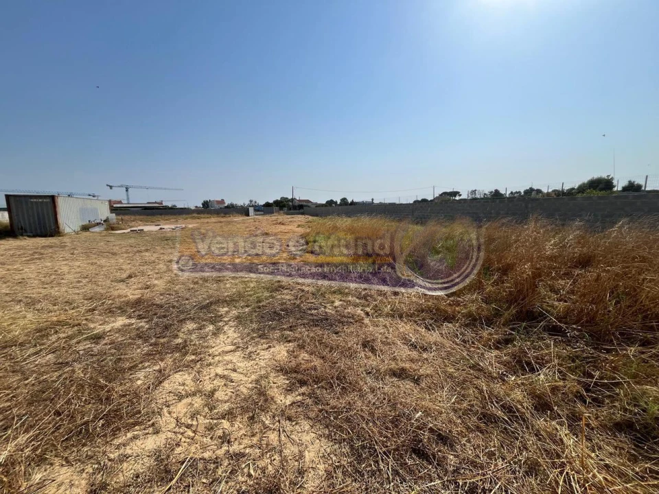 Terreno para Venda em Samora Correia Foto 18