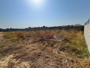 Terreno para Venda em Samora Correia