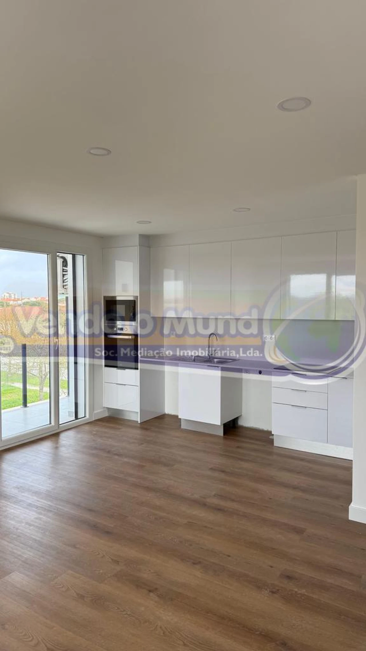 Apartamento T2 para Venda em Benavente Foto 7