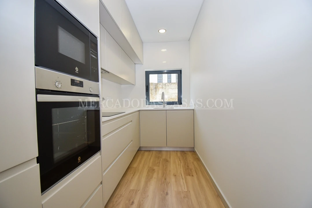 Moradia T3 para Venda em Espinho Foto 4