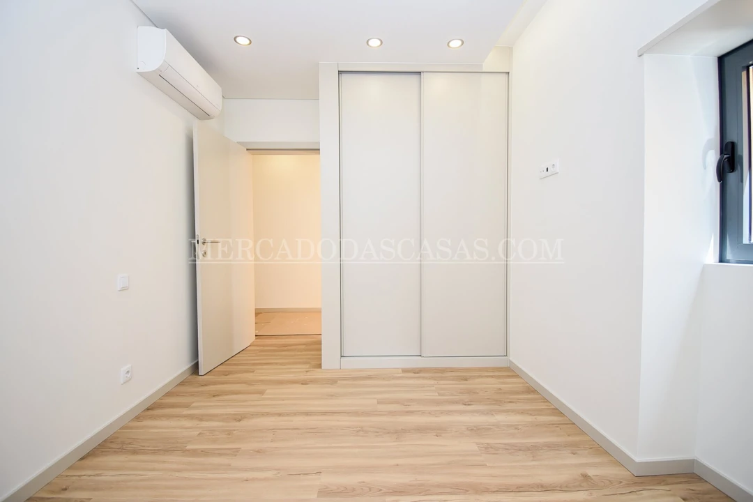 Moradia T3 para Venda em Espinho Foto 12