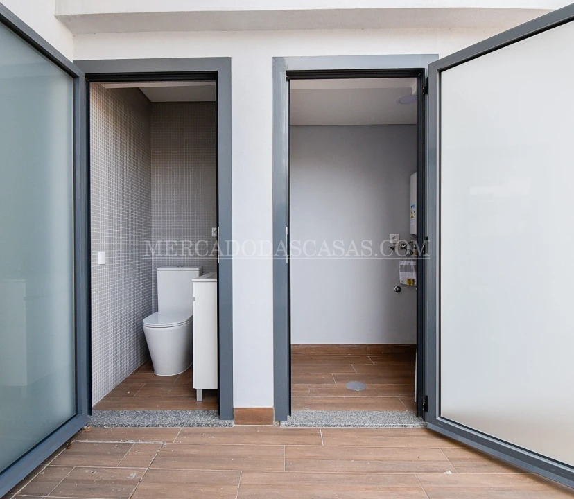 Moradia T3 para Venda em Espinho Foto 17
