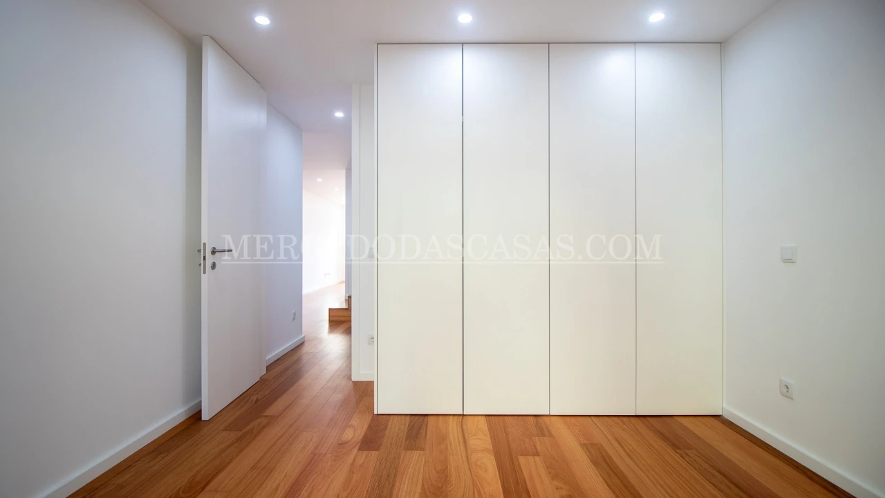 Apartamento T3 para Venda em Espinho Foto 8