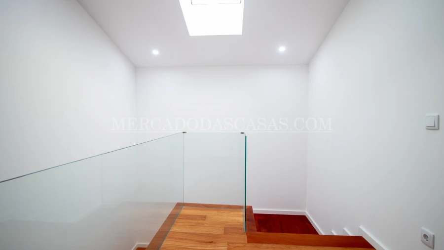 Apartamento T3 para Venda em Espinho Foto 12