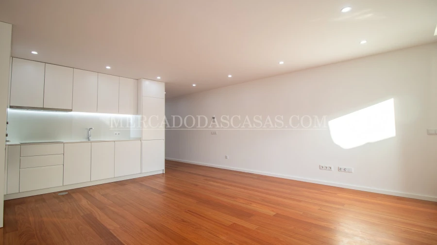 Apartamento T3 para Venda em Espinho Foto 4