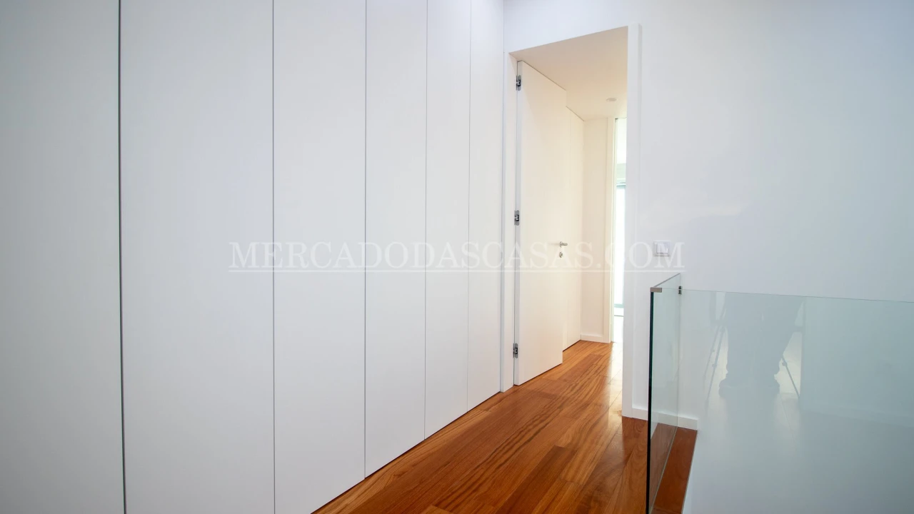 Apartamento T3 para Venda em Espinho Foto 11
