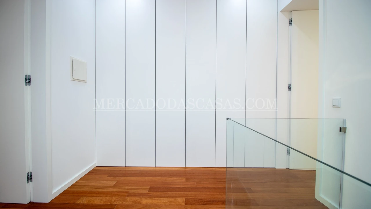 Apartamento T3 para Venda em Espinho Foto 13