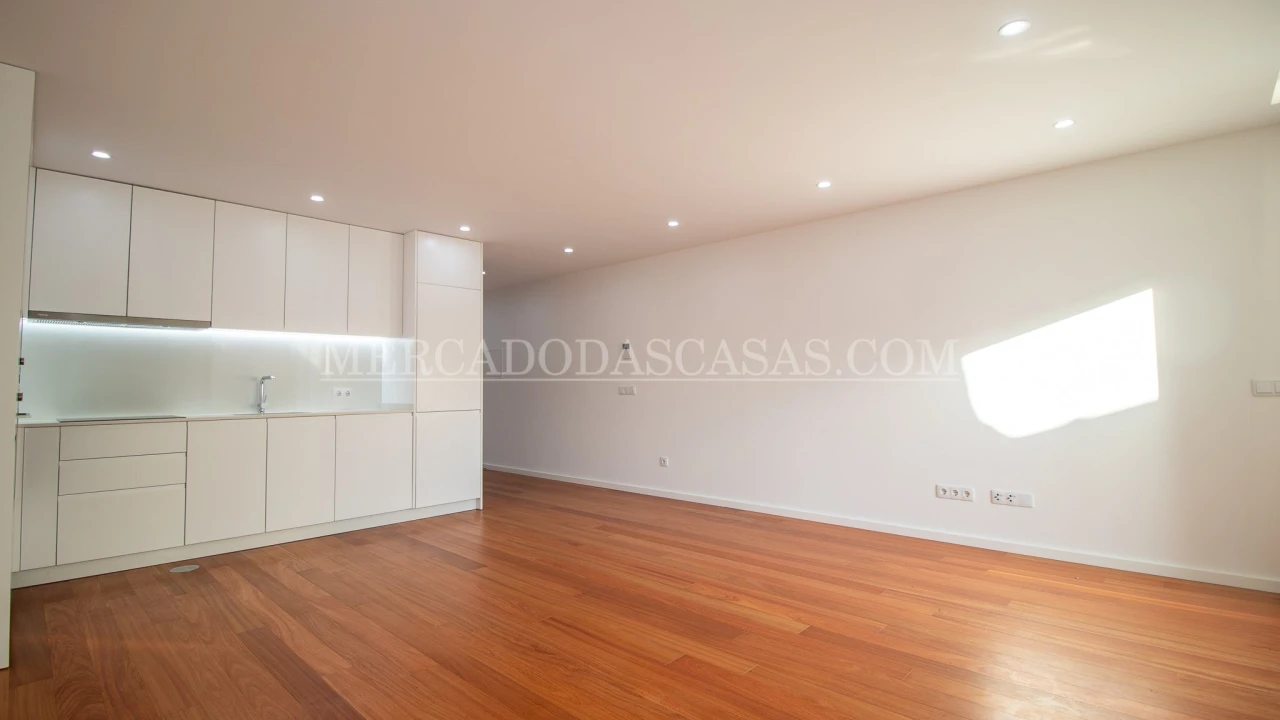 Apartamento T3 para Venda em Espinho Foto 4