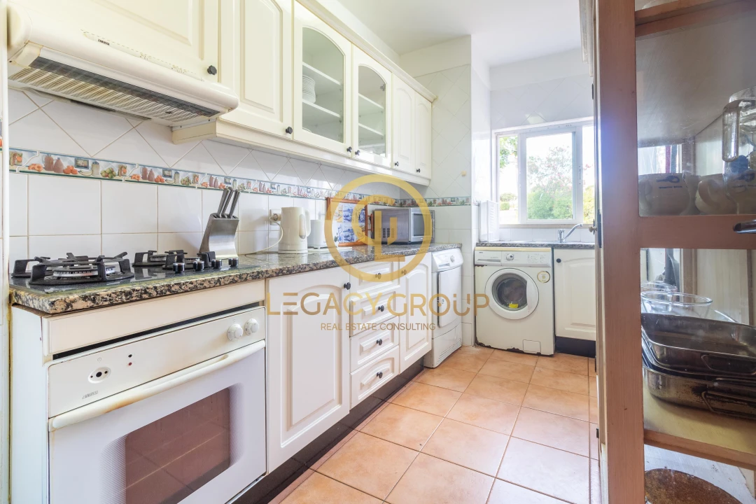 Apartamento T2 para Venda em Quarteira Foto 12