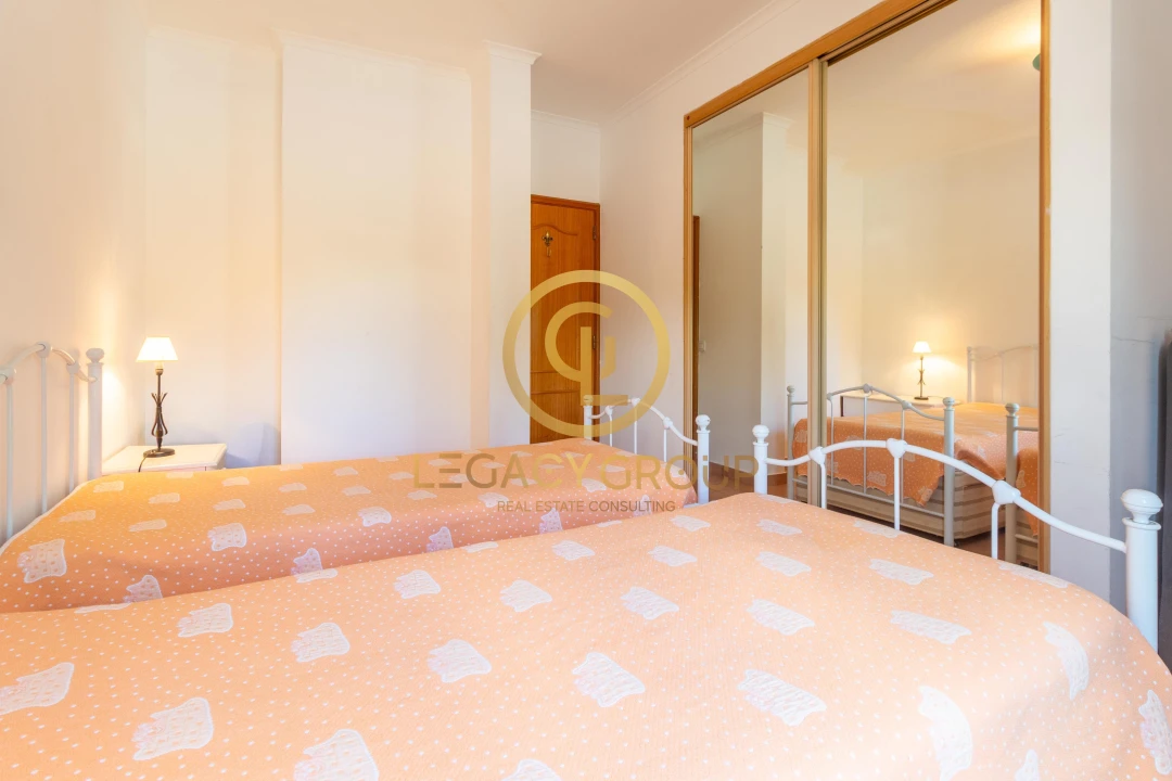 Apartamento T2 para Venda em Quarteira Foto 20
