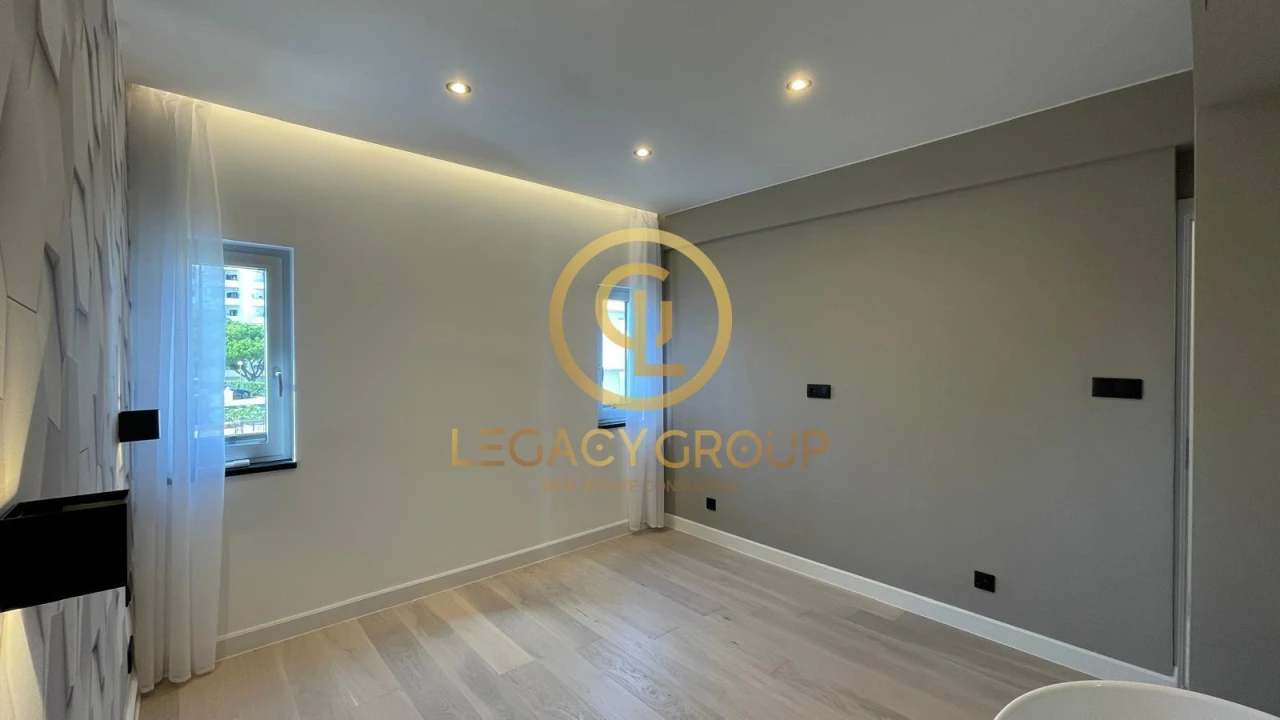 Apartamento T2 para Venda em Quarteira Foto 11