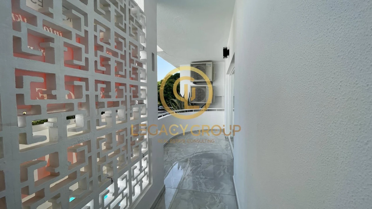Apartamento T2 para Venda em Quarteira Foto 7
