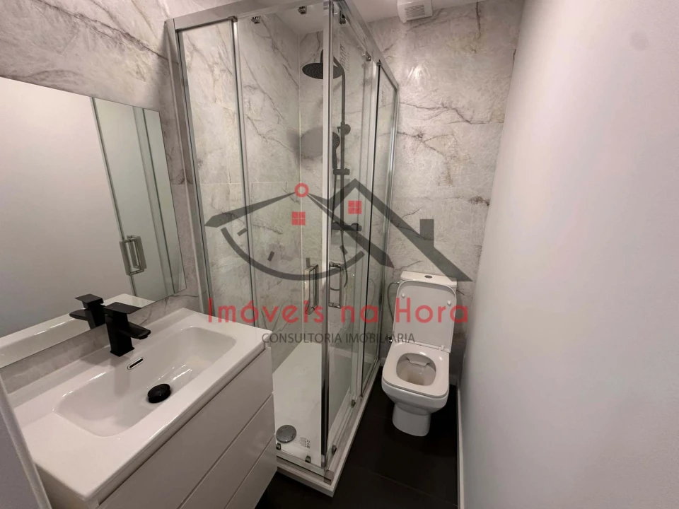 Apartamento T2 para Venda em Alverca do Ribatejo e Sobralinho Foto 14