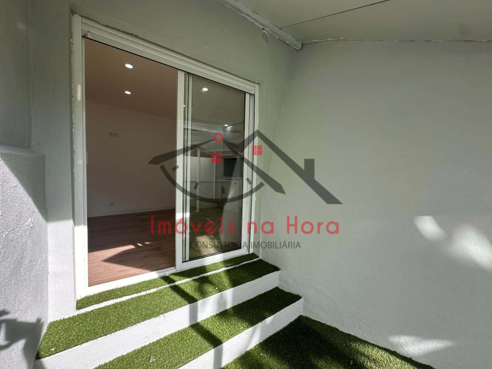Apartamento T2 para Venda em Alverca do Ribatejo e Sobralinho Foto 11