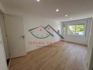 Apartamento T2 para Venda em Alverca do Ribatejo e Sobralinho