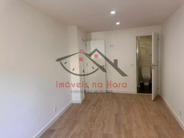 Apartamento T2 para Venda em Alverca do Ribatejo e Sobralinho