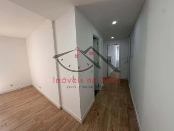 Apartamento T2 para Venda em Alverca do Ribatejo e Sobralinho