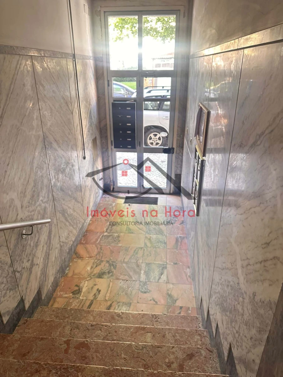 Apartamento T2 para Venda em Alverca do Ribatejo e Sobralinho Foto 19