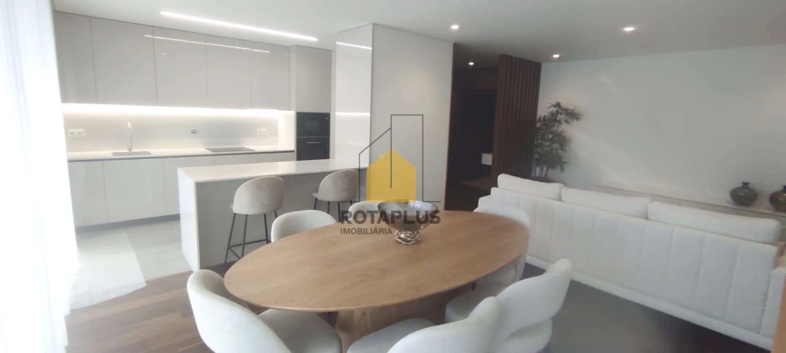 Apartamento T1 para Venda em Cidade da Maia Foto 4