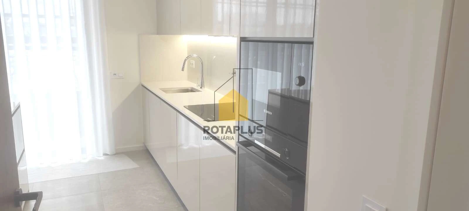 Apartamento T1 para Venda em Cidade da Maia Foto 10