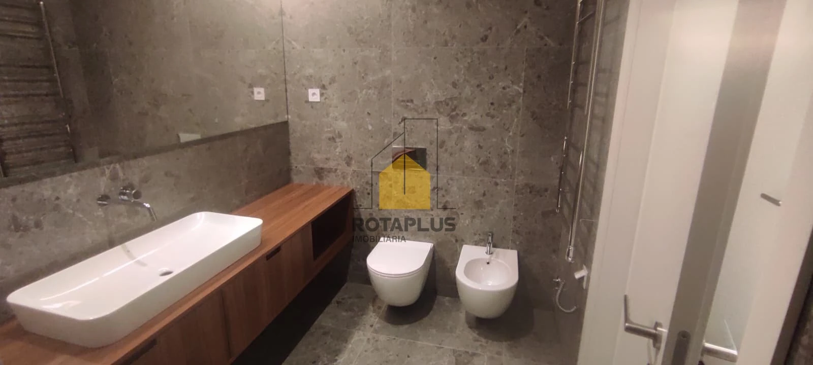 Apartamento T1 para Venda em Cidade da Maia Foto 18