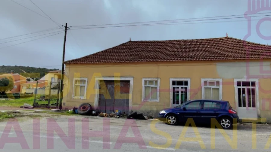 Loja para Venda em Arrimal e Mendiga
