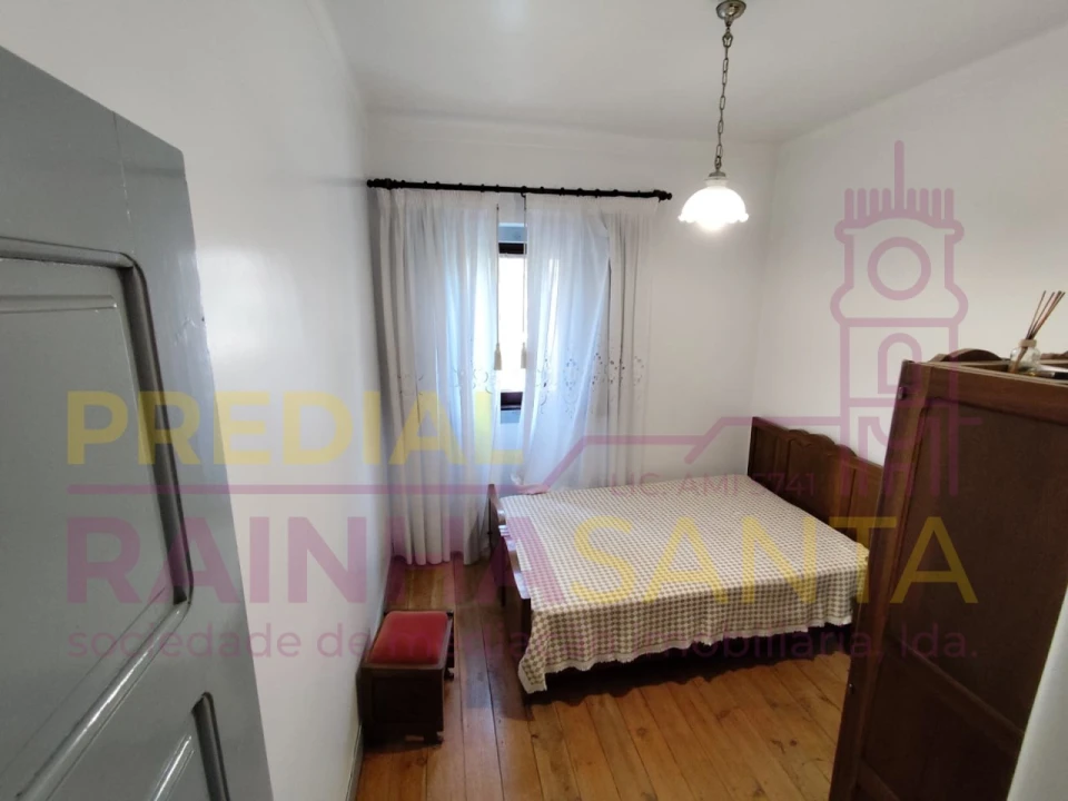 Moradia T6 para Venda em Abrã Foto 18
