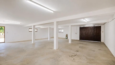 Moradia T4 para Venda em Glória e Vera Cruz