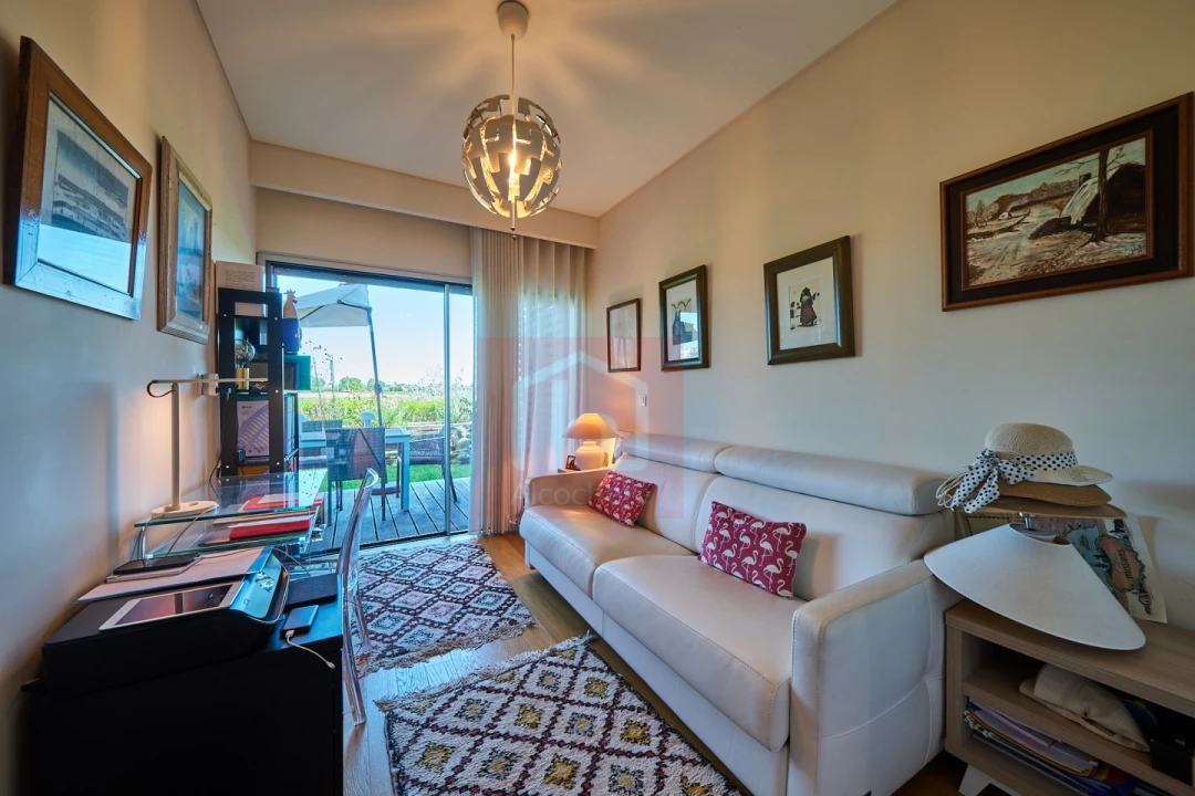 Apartamento T2 para Venda em Alcochete Foto 13