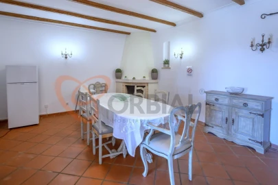 Moradia T5 para Venda em Ferreiras