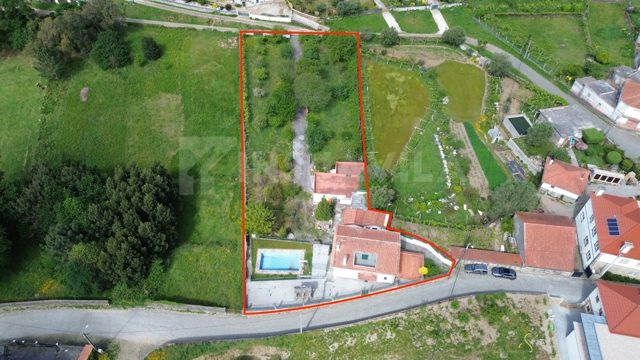Moradia T4 para Venda em Dem Foto 3