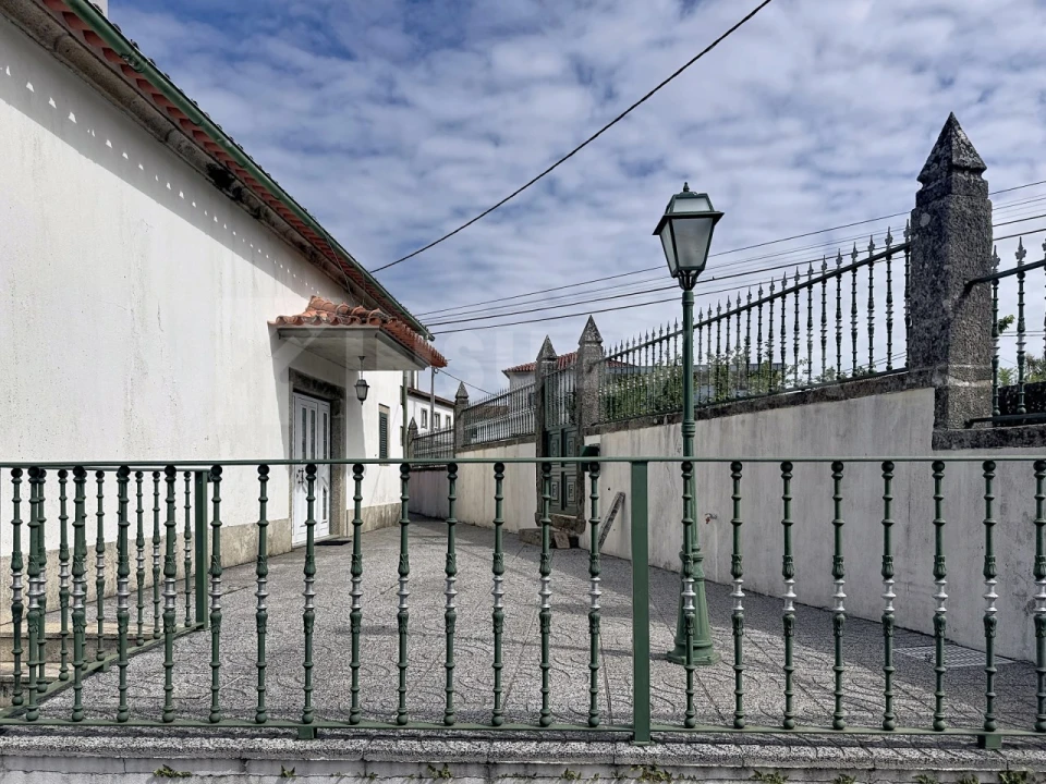 Moradia T4 para Venda em Dem Foto 9