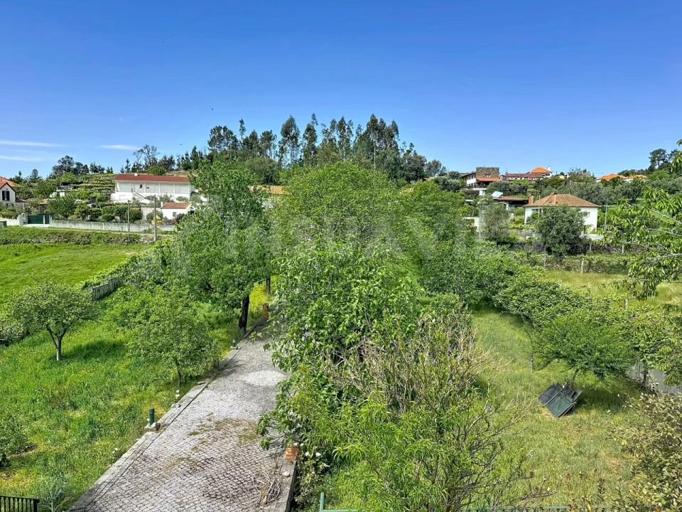 Moradia T4 para Venda em Dem Foto 42