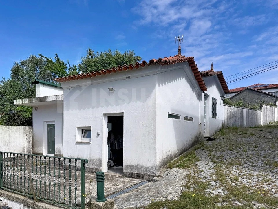 Moradia T4 para Venda em Dem Foto 44