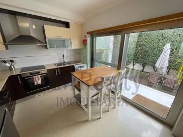 Moradia T4 para Venda em Ferrel