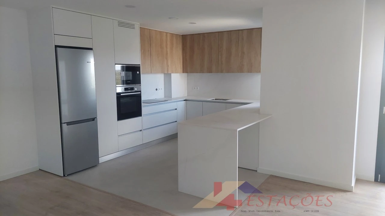 Apartamento T3 para Venda em Pombal Foto 1
