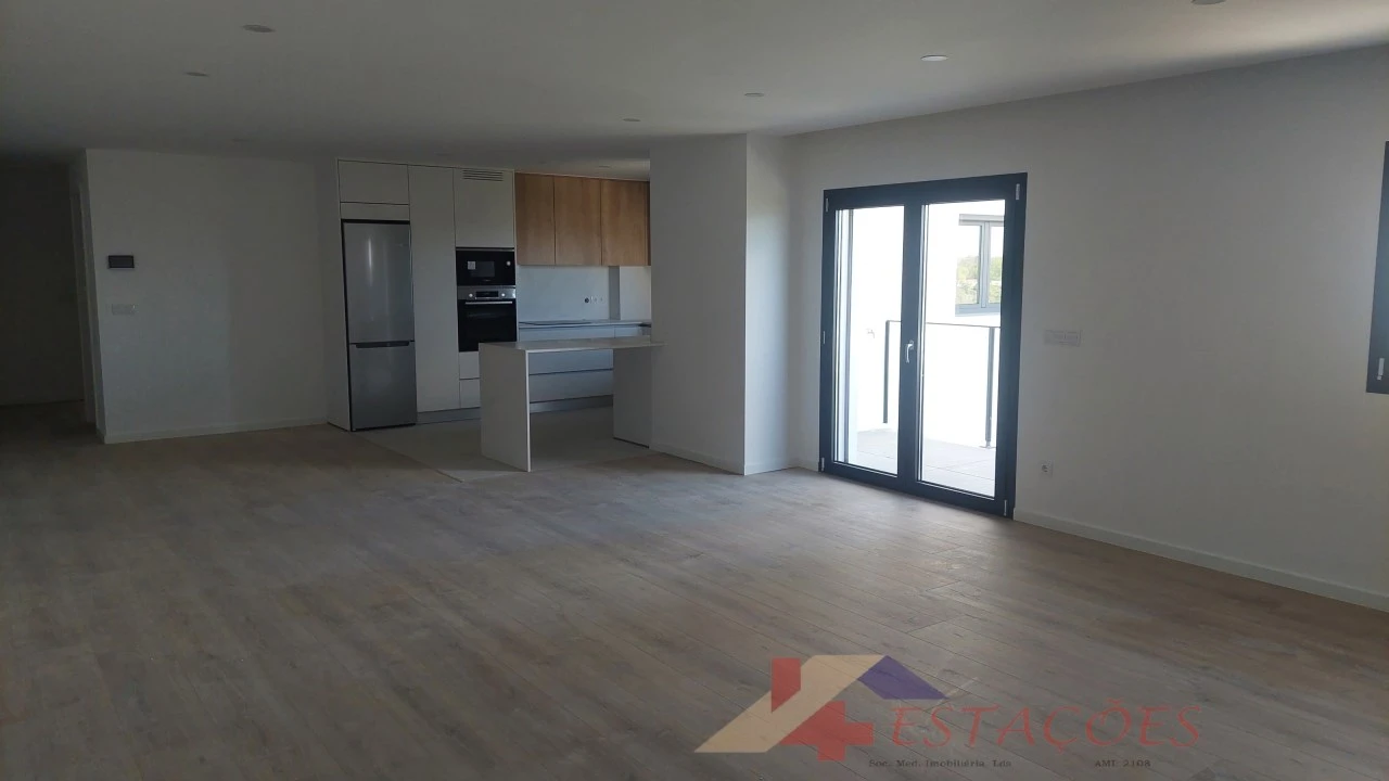 Apartamento T3 para Venda em Pombal Foto 4