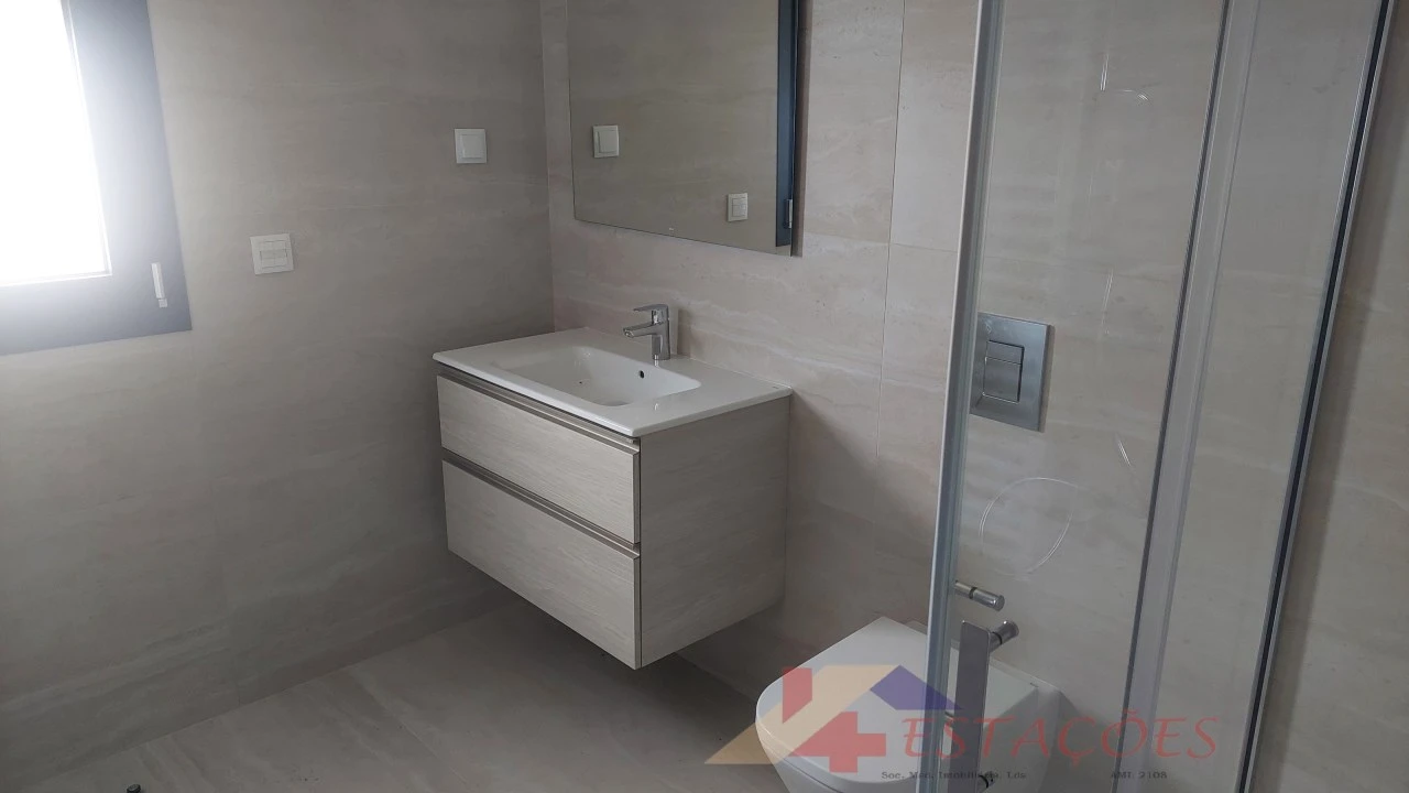 Apartamento T4 para Venda em Pombal Foto 12