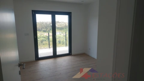 Apartamento T4 para Venda em Pombal