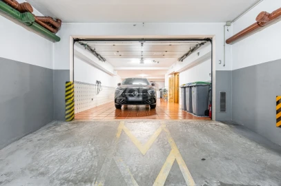 Moradia T4 para Venda em Gulpilhares e Valadares