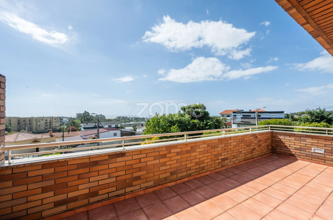 Moradia T4 para Venda em Gulpilhares e Valadares Foto 35
