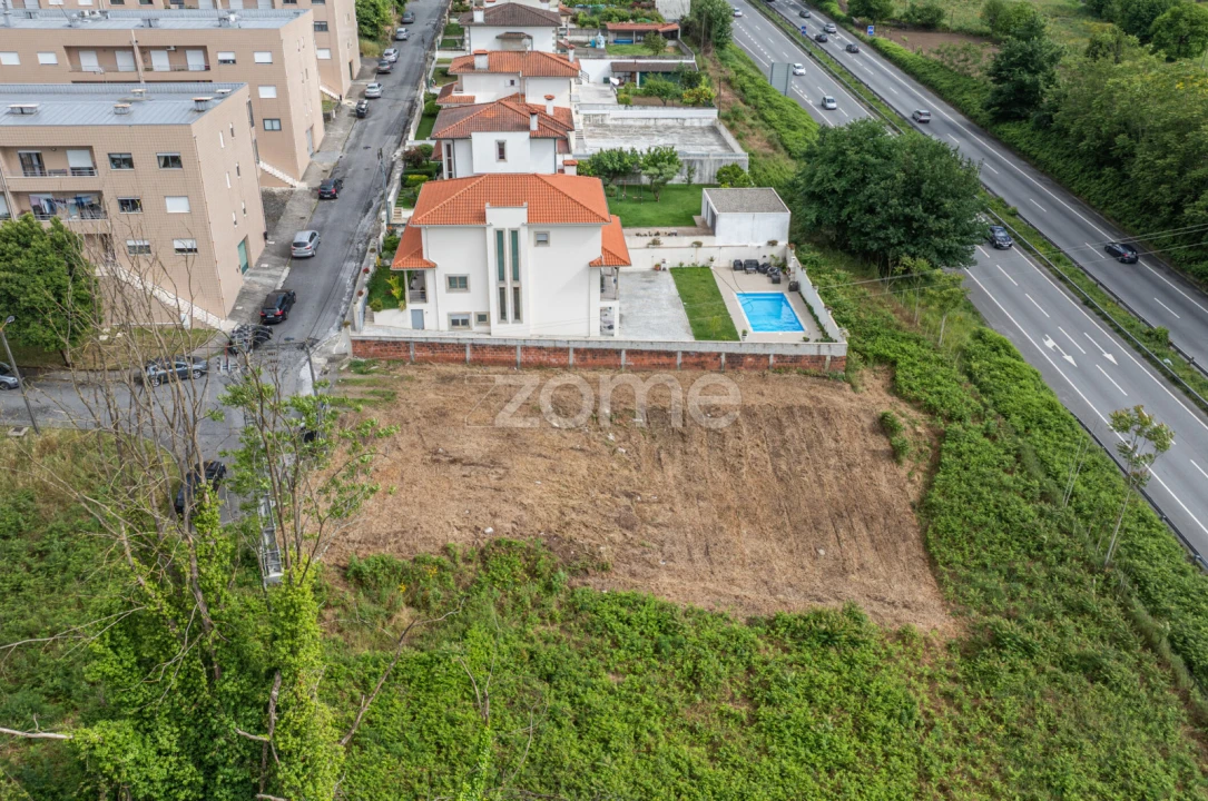 Terreno para Venda em Real, Dume e Semelhe Foto 6