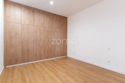 Apartamento T2 para Venda em Cedofeita, Santo Ildefonso, Sé, Miragaia, São Nicolau e Vitória