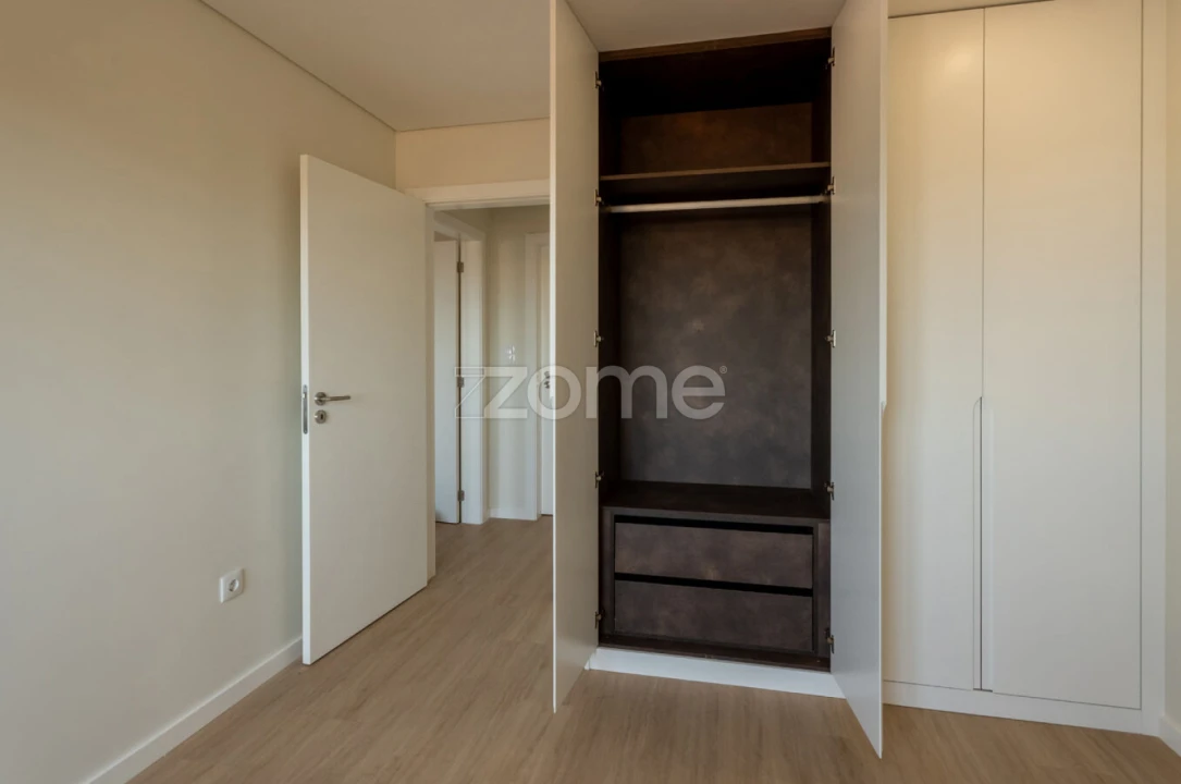 Apartamento T3 para Venda em Santa Marinha e São Pedro da Afurada Foto 22